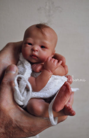 Lilly Loo by marita winters Reborn baby, micro preemie baby, preemie reborn baby doll, premature reborn baby doll, reborn, reborn baby girl, christmas gifts