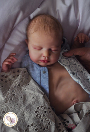 Loulou by Joanna Kazmierczak Reborn Baby